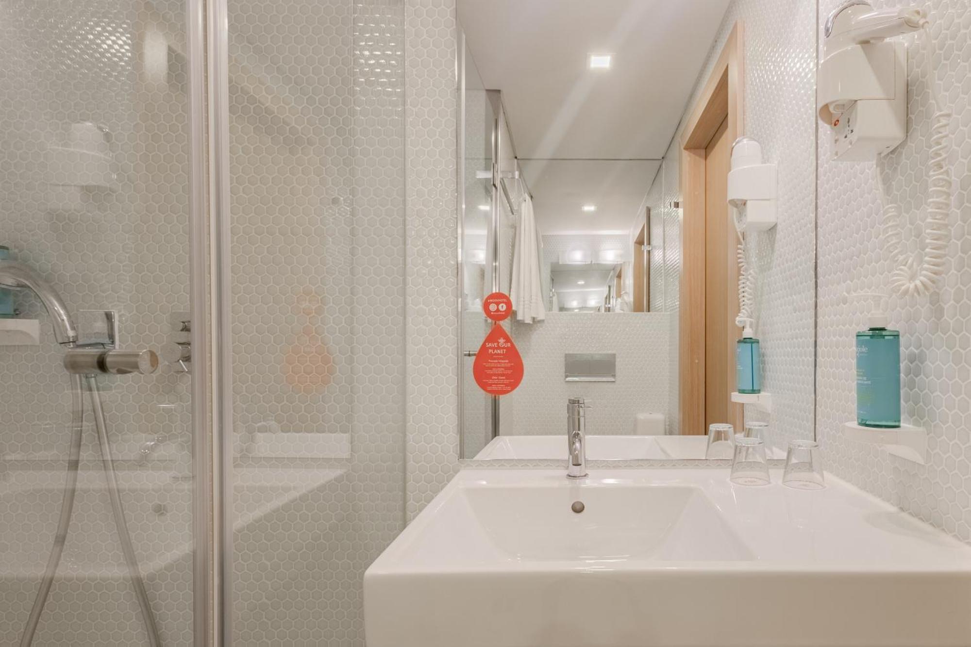 Moov Porto Norte Hotel 2*