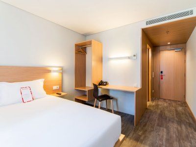 Moov Porto Norte Hotel 2*